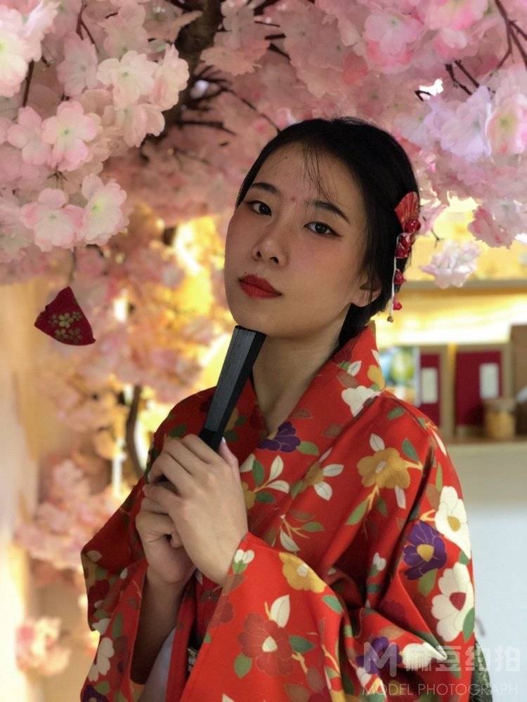 和服模特