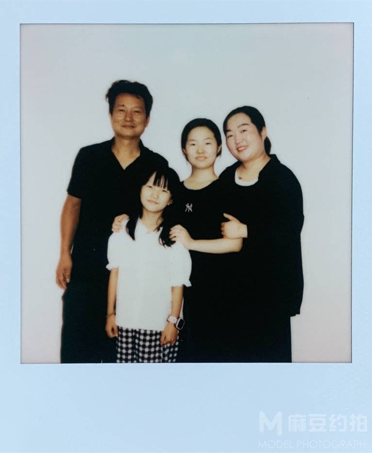 宝丽来模特