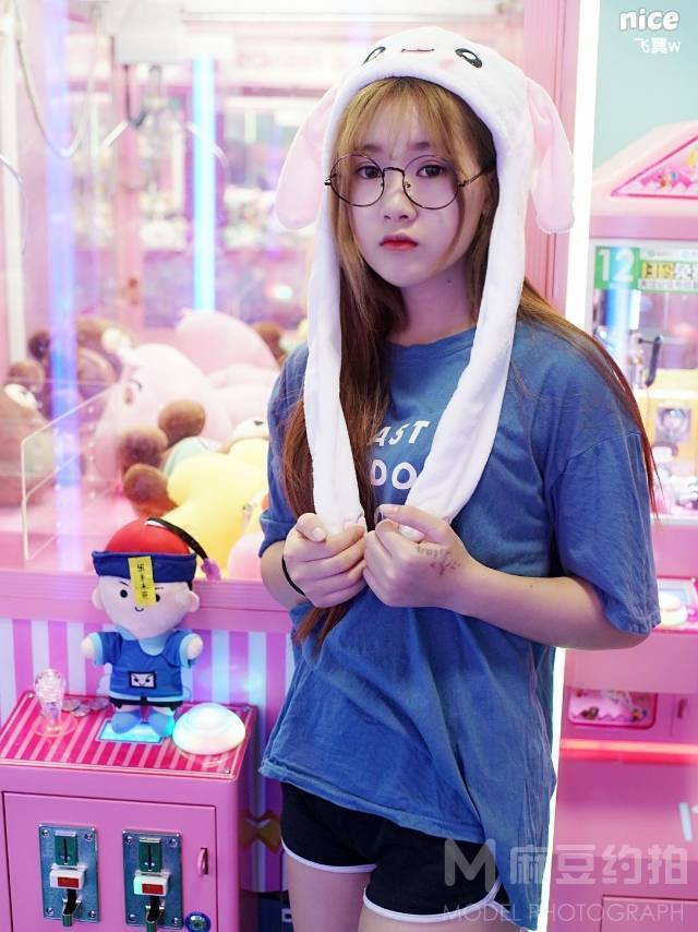 校园模特