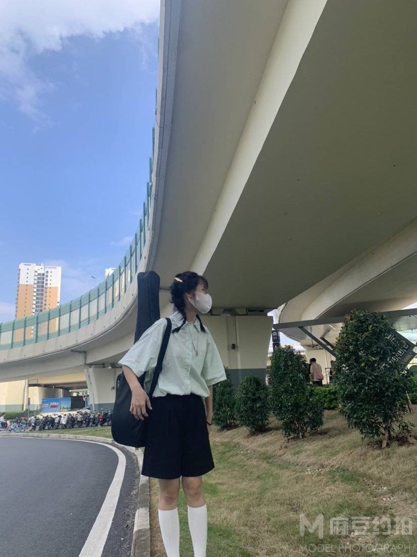 校园模特