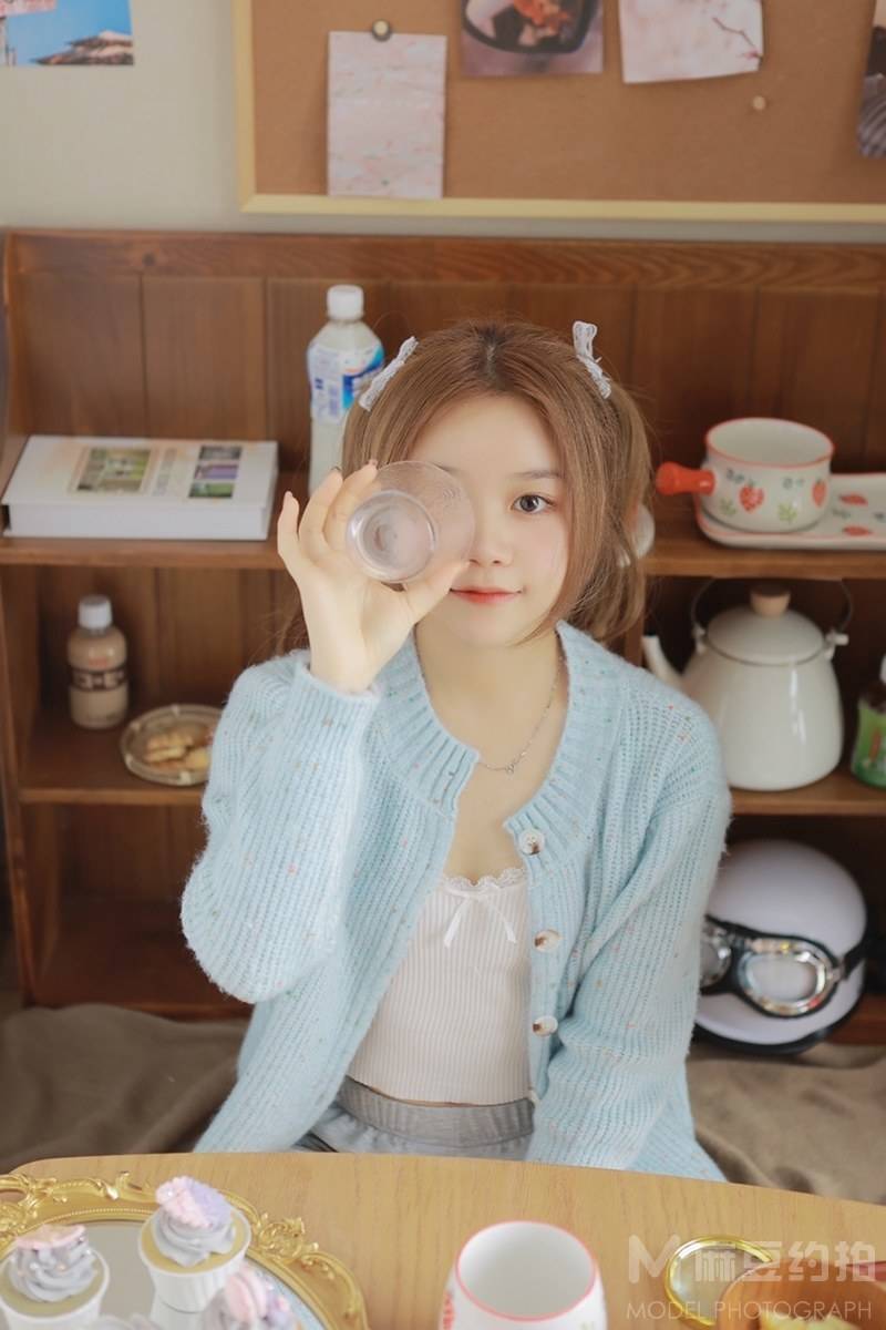 胶片模特