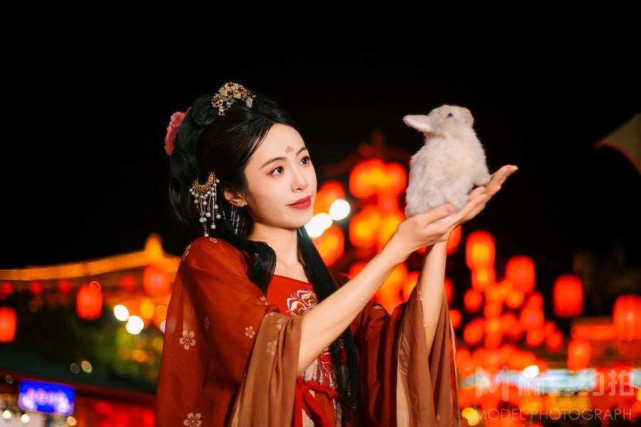 汉服模特