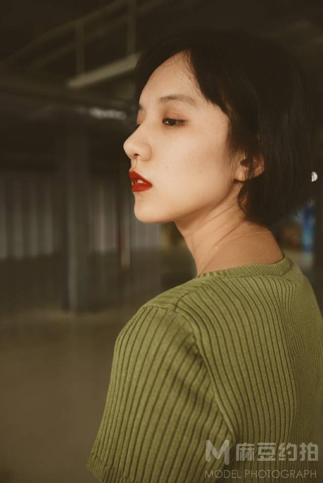 胶片模特