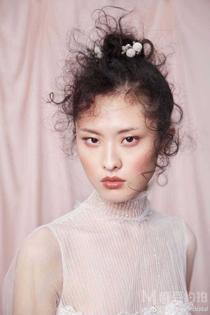 妆容模特
