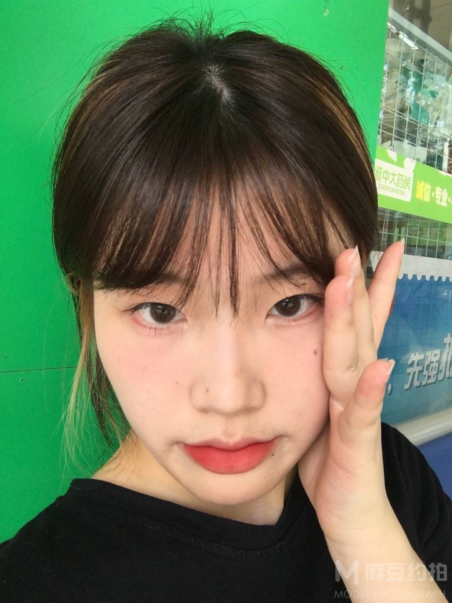 商务模特