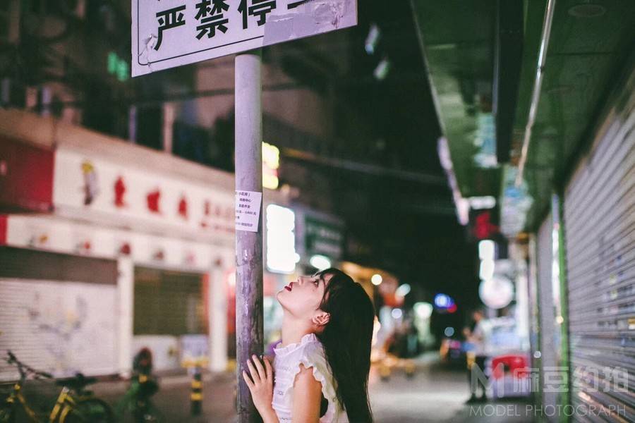 胶片模特