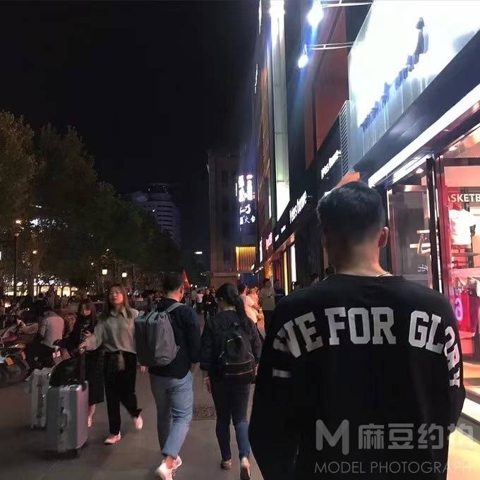 暗黑模特