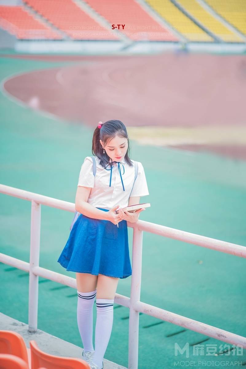 校园模特