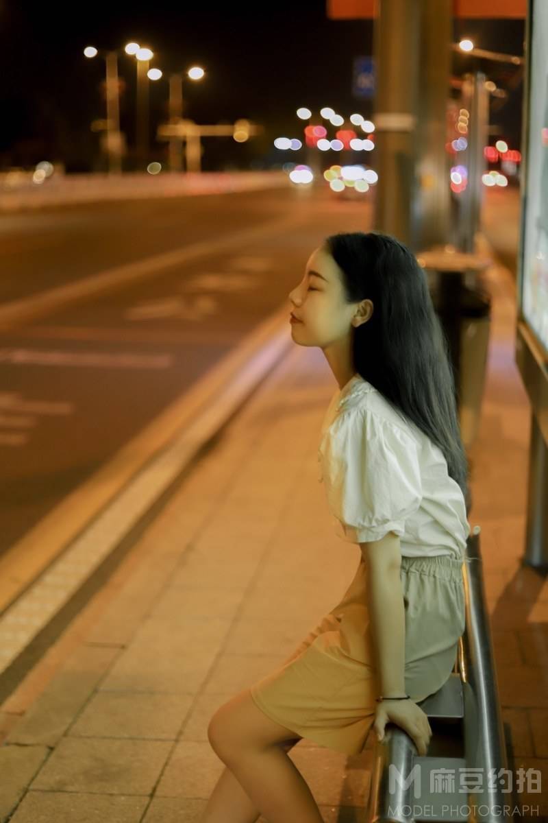 夜景模特