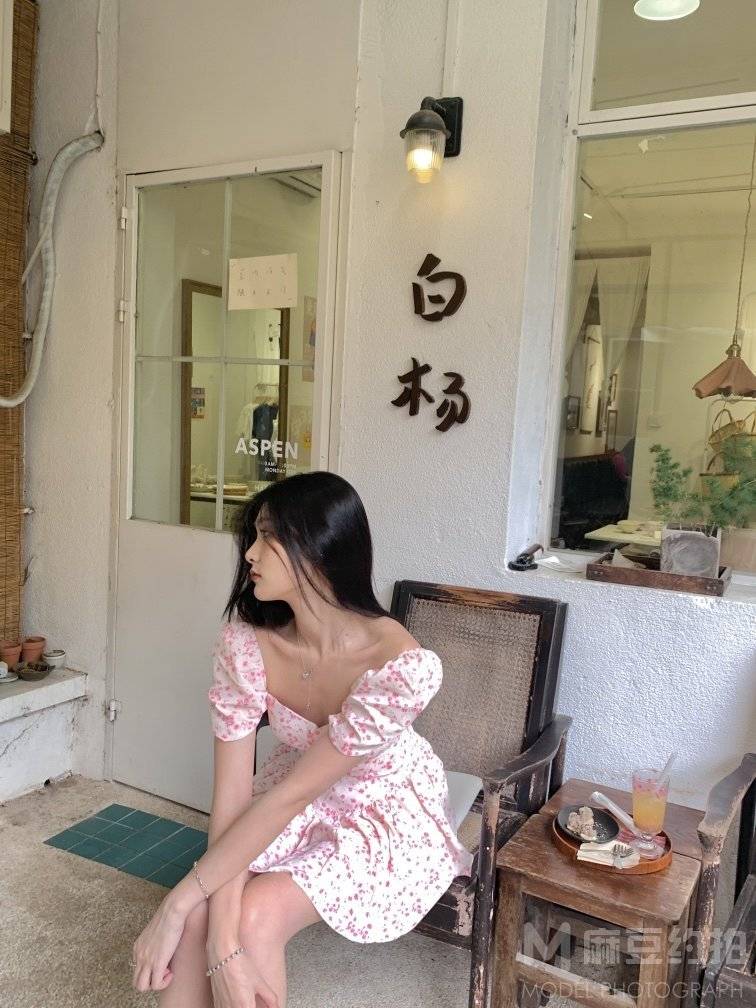 胶片模特