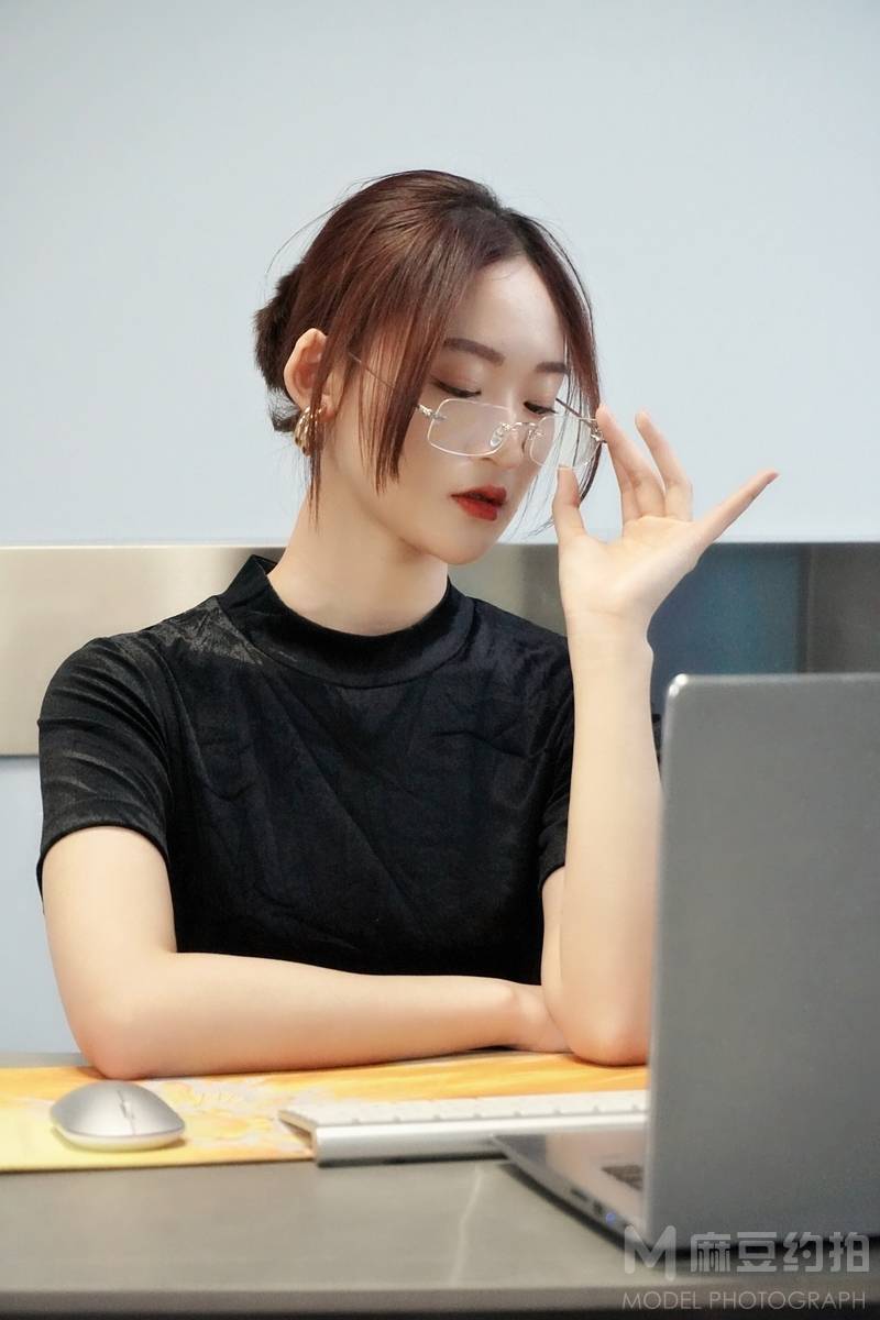 商务模特