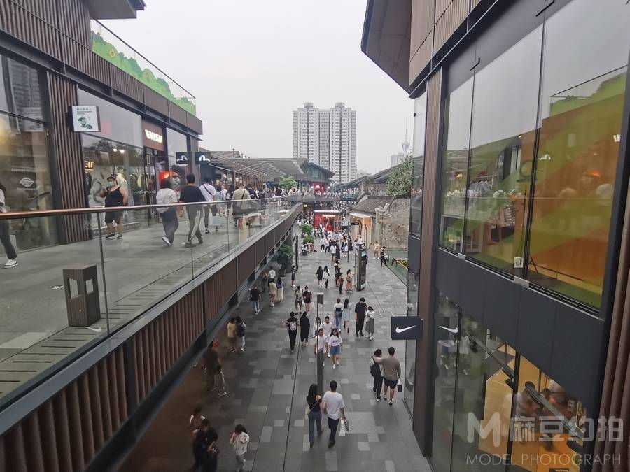 纪实模特