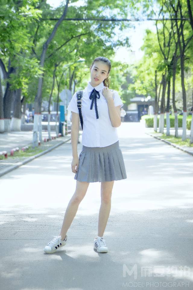 校园模特