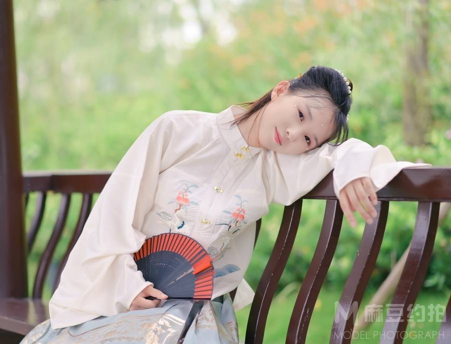 胶片模特