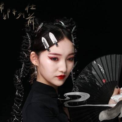 暗黑模特