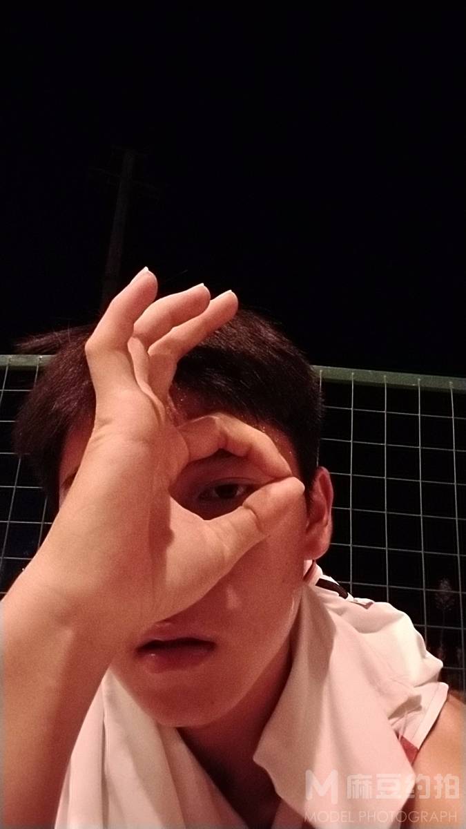 校园模特