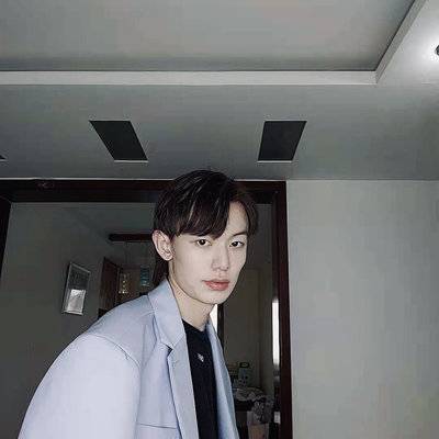 黑白模特