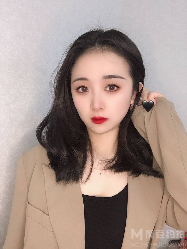 妆容模特