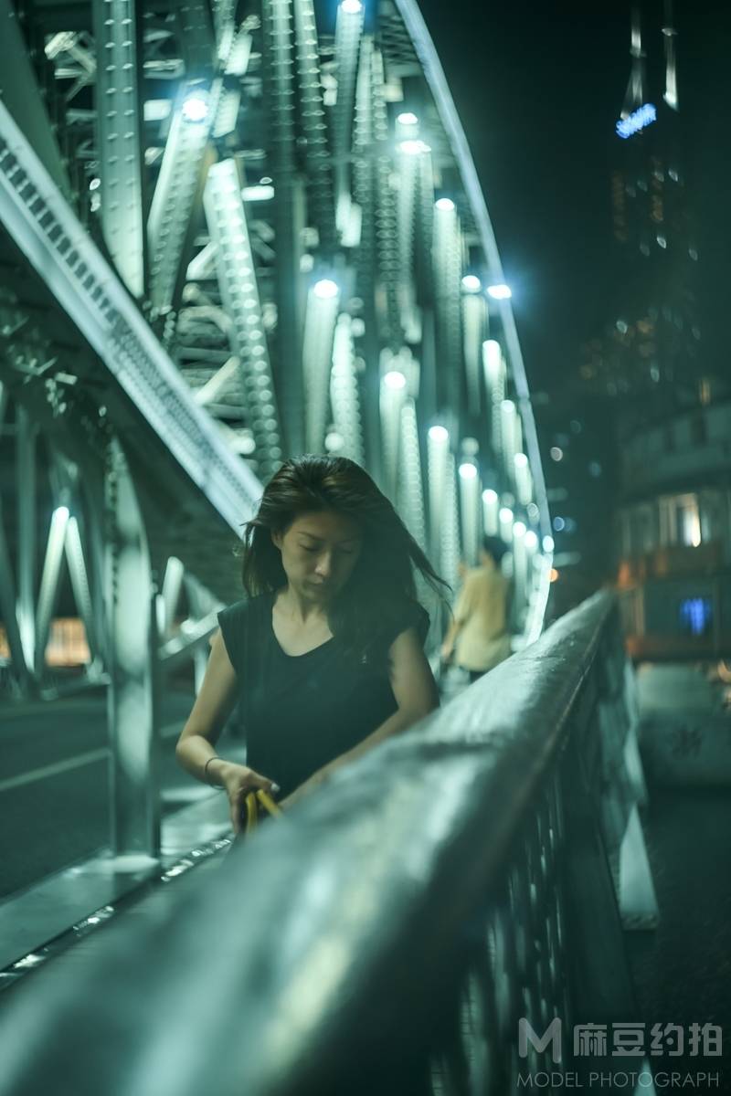 夜景模特