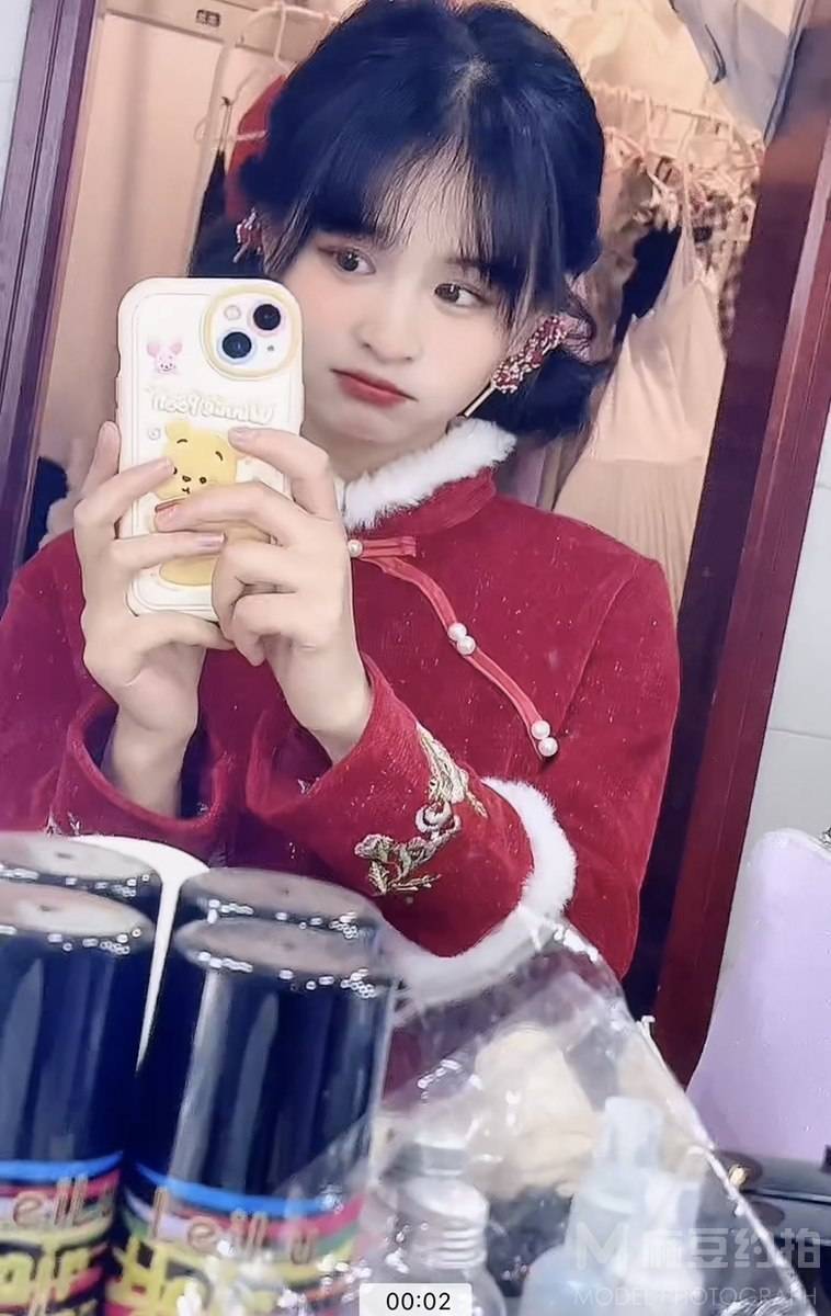 清新模特