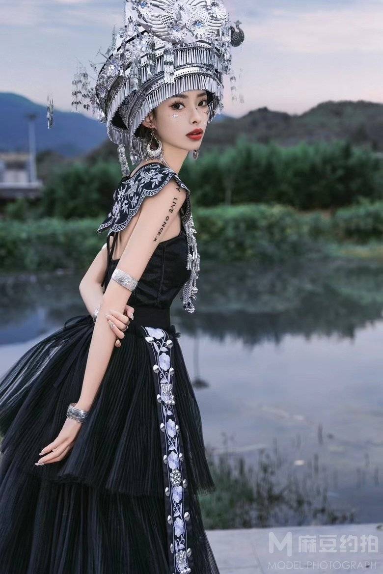 暗黑模特