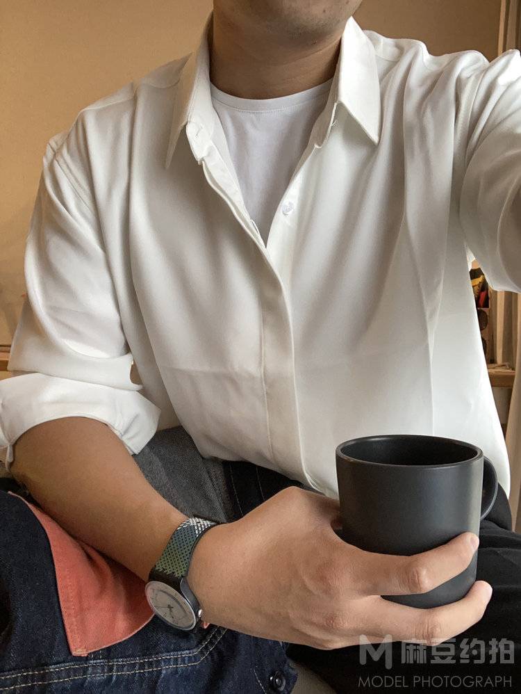 黑白模特