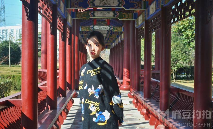 校园模特