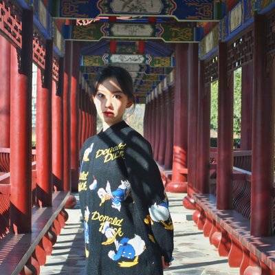 校园模特