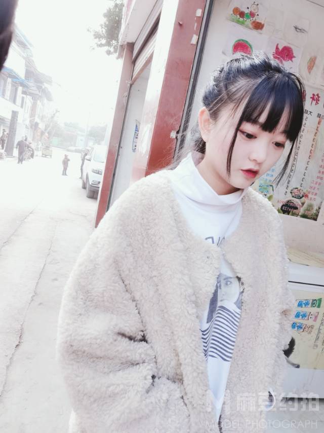 妆容模特
