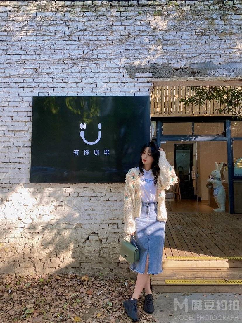 黑白模特