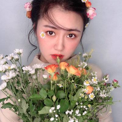 妆容模特