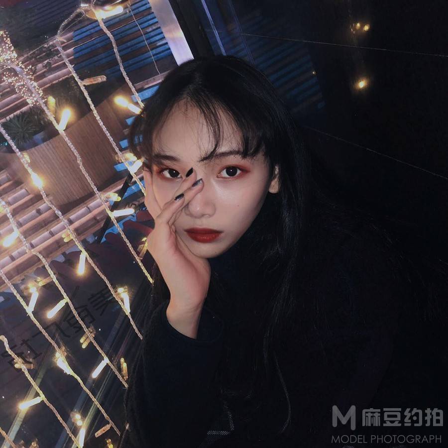 暗黑模特