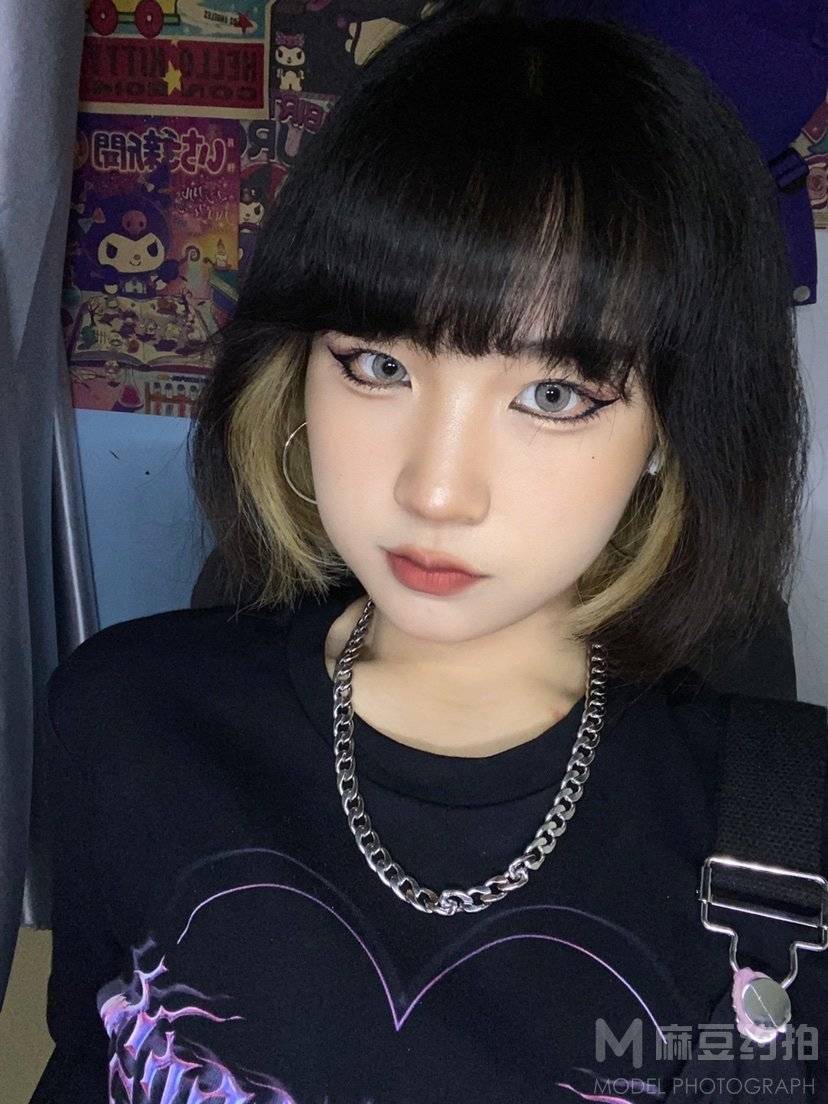 暗黑模特