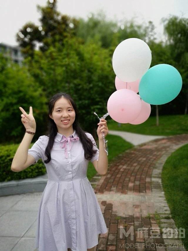 校园模特