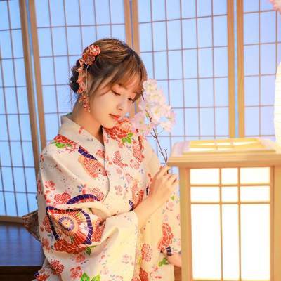 和服模特
