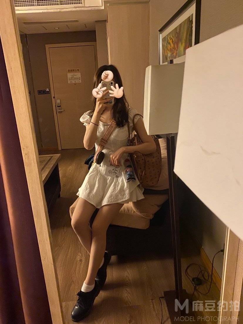 纪实模特