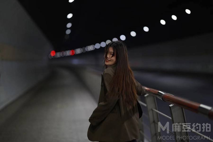 夜景模特