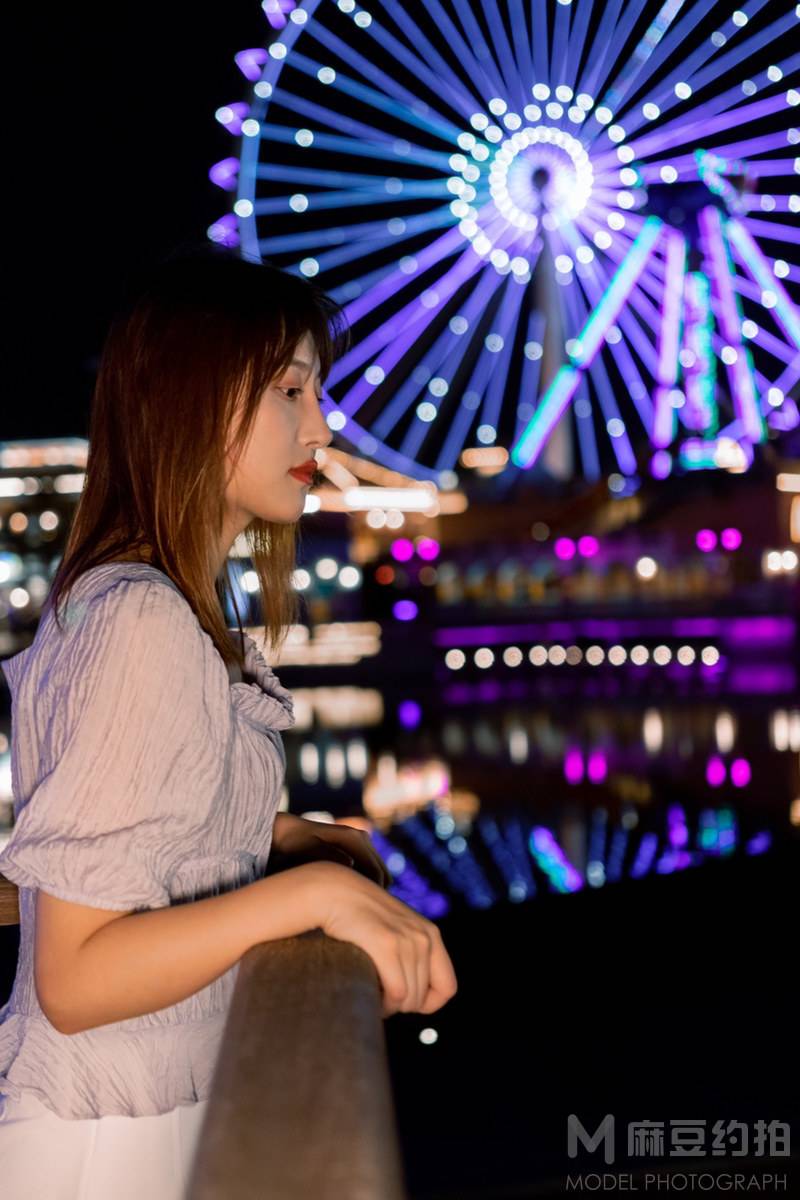 夜景模特