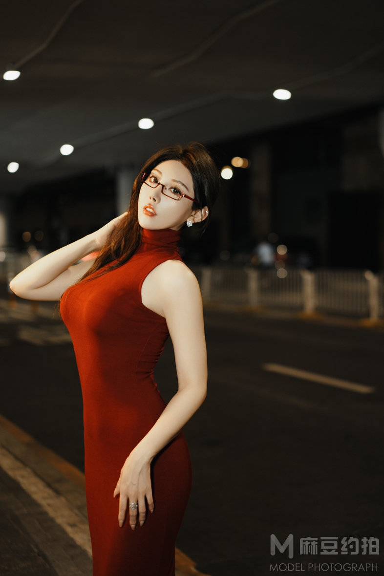 夜景模特