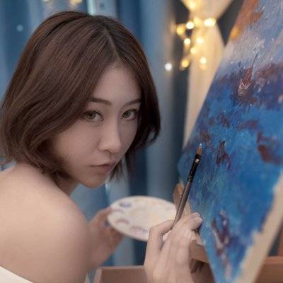 情绪模特