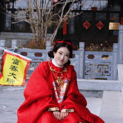 汉服模特