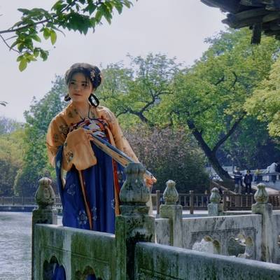 汉服模特