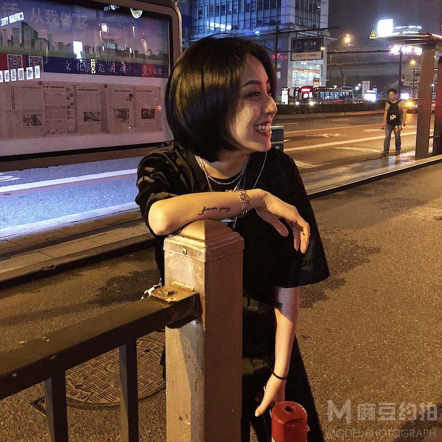 纪实模特