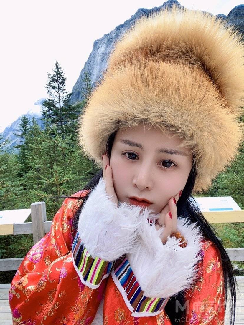 清新模特