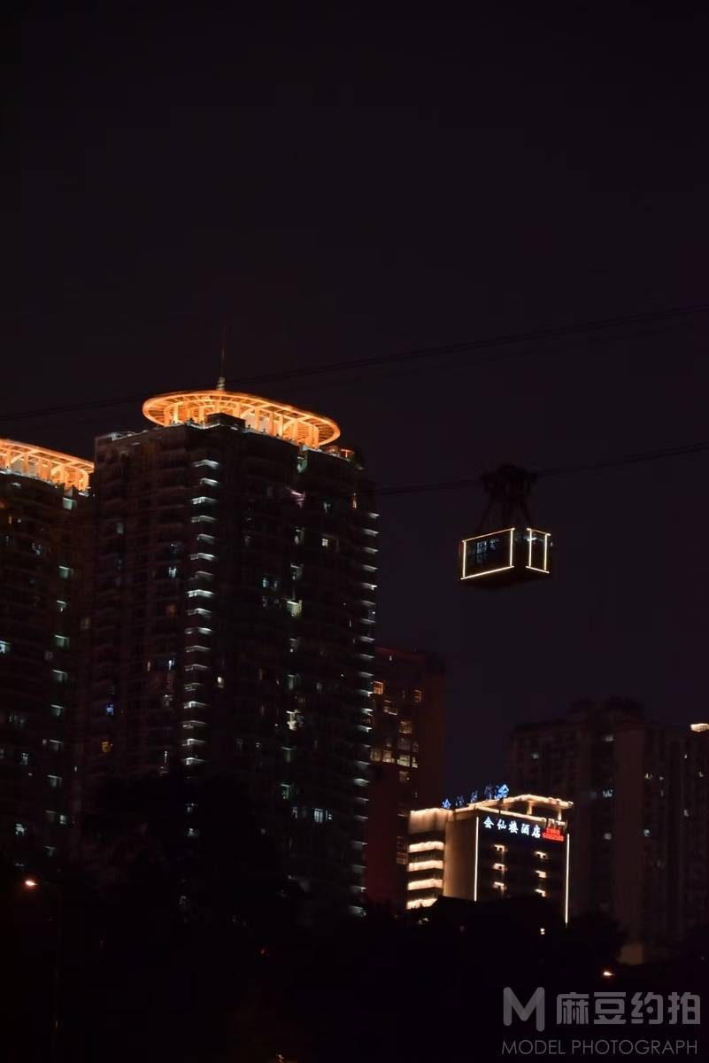 夜景模特