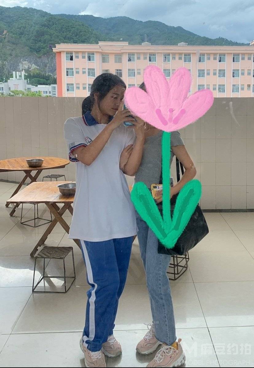 校园模特