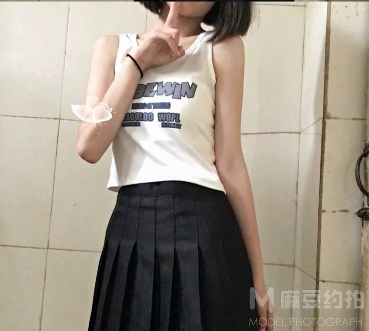 校园模特