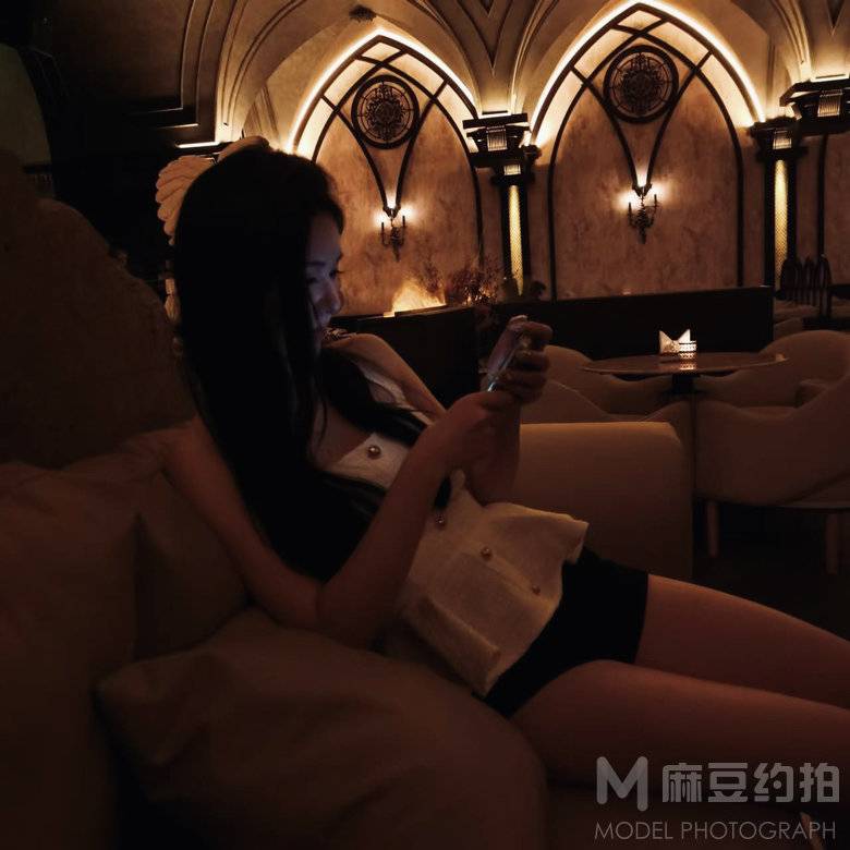 胶片模特