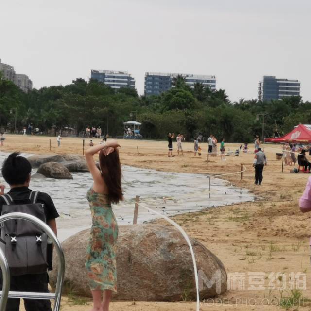 校园模特