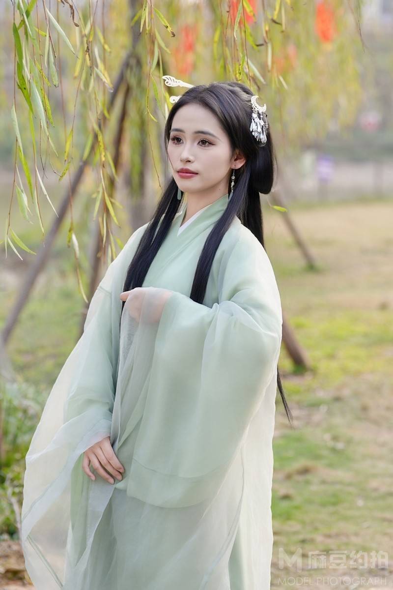 清新模特